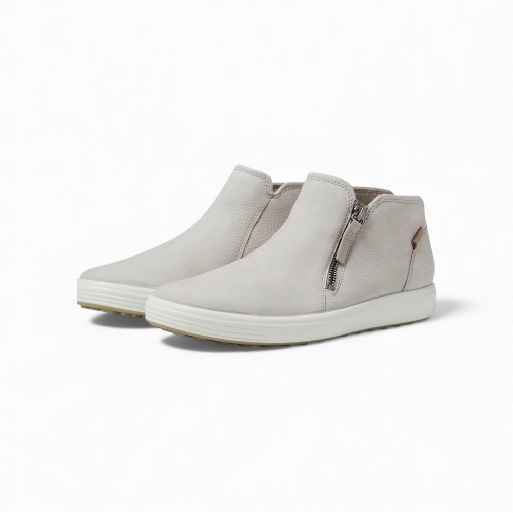 Ecco Women’s Light Gray Nubuck Ankle Booties, Size 8/8.5-NWOT